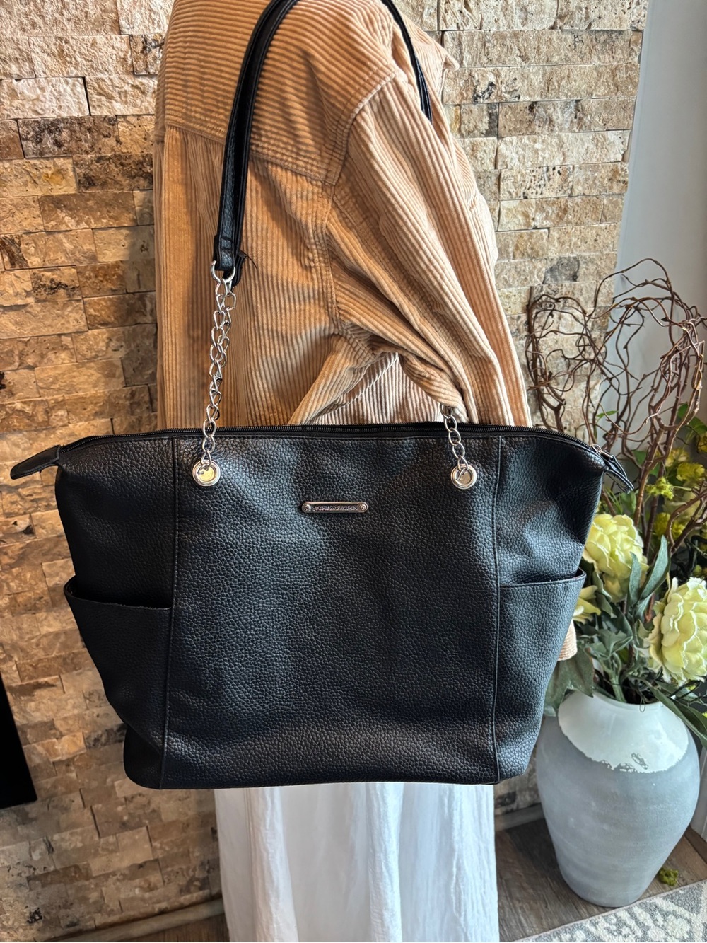 Stone Mountain Accessories Black Pebbled Tote with Chain-Strap Accents